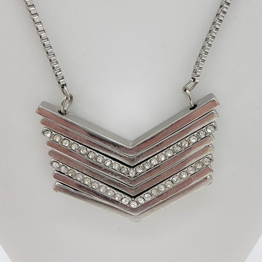 Arrowstack Chevron Pendantโ Chain Necklace Silver Tone